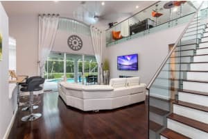 10285 NW 60th Pl, Parkland, FL 33076, Sold 02/26/21