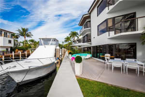 3570 W Fairview St A6, Miami, FL 33133, Sold 02/12/21