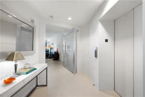 701 N Fort Lauderdale Beach Blvd, Fort Lauderdale, FL 33304, Sold 03/31/21