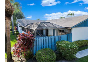 802 Timberlane Cir, Greenacres, FL 33463, Sold 11/05/20