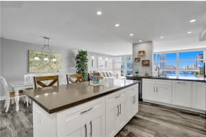 400 Leslie Dr, Hallandale Beach, FL 33009, Sold 02/23/21