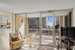 2200 NE 33rd Ave #5h, Fort Lauderdale, FL 33305, Sold 03/31/21