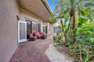 10034 Diamond Lake Dr, Boynton Beach, FL 33437, Sold 09/23/21