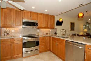 3165 NE 48th Ct, Lighthouse Point, FL 33064, Sold 12/21/20