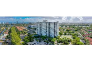 3200 Port Royale Dr N, Fort Lauderdale, FL 33308, Sold 03/01/21