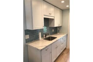 224 Hibiscus Ave, Lauderdale-By-The-Sea, FL 33308, Sold 02/12/21
