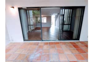 8837 NW 48th St, Sunrise, FL 33351, Sold 03/15/21