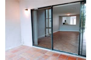 8837 NW 48th St, Sunrise, FL 33351, Sold 03/15/21