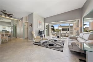 425 Bayshore Dr APT 44, Fort Lauderdale, FL 33304, Sold 02/09/21