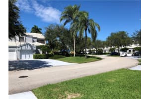 8404 NW 78th Ct, Tamarac, FL 33321, Sold 12/10/20