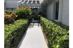 8404 NW 78th Ct, Tamarac, FL 33321, Sold 12/10/20