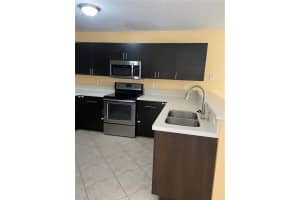 9341 NW 54th St, Sunrise, FL 33351, Sold 01/05/21
