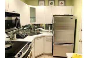 2970 NE 16th Ave, Oakland Park, FL 33334, Sold 01/01/21