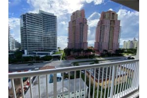 2200 NE 33rd Ave #10g, Fort Lauderdale, FL 33305, Sold 10/29/20