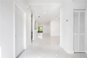 9909 NW 76th St, Tamarac, FL 33321, Sold 12/24/20