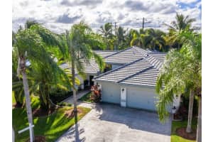 3573 W Tree Tops Ct, Davie, FL 33328, Sold 01/19/21