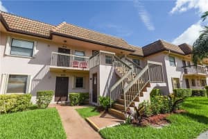 10421 NW 11th St, Pembroke Pines, FL 33026, Sold 01/19/21