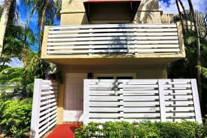 541 NW 98th Ave, Plantation, FL 33324, Sold 01/04/21