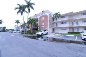 460 Paradise Isle Blvd, Hallandale Beach, FL 33009, Sold 06/25/21