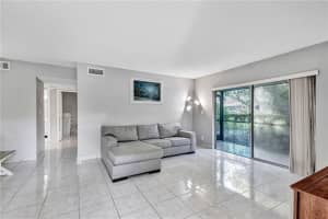 2765 S Oakland Forest Dr, Oakland Park, FL 33309, Sold 12/14/20