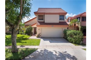 9440 NW 18th Dr, Plantation, FL 33322, Sold 01/22/21