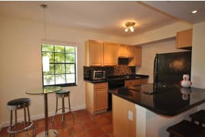 815 NE 28th St, Wilton Manors, FL 33334, Sold 12/16/20