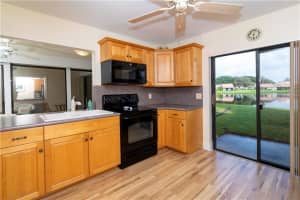 5731 Parkwalk Cir E, Boynton Beach, FL 33472, Sold 01/13/21