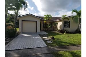 9204 NW 53rd St, Sunrise, FL 33351, Sold 12/07/20