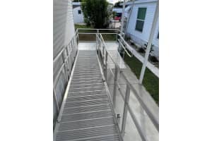 8708 SW 17th St, Davie, FL 33324 Sold 03/21/25