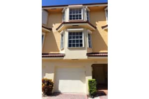 4218 N Ocean Dr, Hollywood, FL 33019, Sold 11/30/20