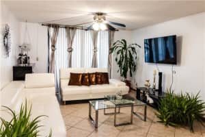 6190 Woodlands Blvd, Tamarac, FL 33319, Sold 01/12/21