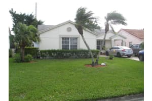 10710 NW 70th St, Tamarac, FL 33321, Sold 01/26/21