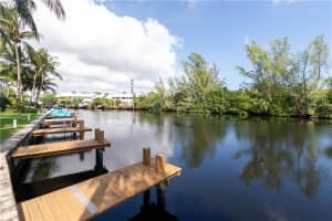 1832 N Dixie Hwy, Fort Lauderdale, FL 33305, Sold 04/22/21