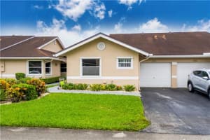 5204 W Lakes Dr, Deerfield Beach, FL 33442, Sold 12/31/20