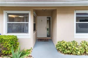 5204 W Lakes Dr, Deerfield Beach, FL 33442, Sold 12/31/20