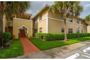 820 Twin Lakes Dr, Coral Springs, FL 33071, Sold 02/12/21