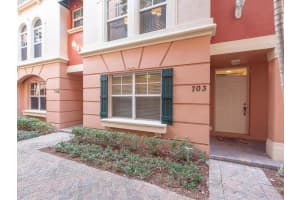 1033 NE 17th Way, Fort Lauderdale, FL 33304, Sold 03/15/21