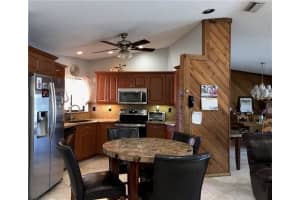 9520 NW 46th St, Sunrise, FL 33351, Sold 01/19/21