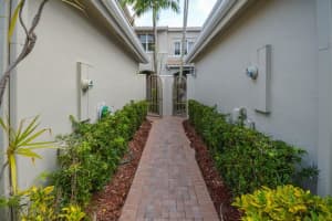 864 Spinnaker Dr, Hollywood, FL 33019, Sold 04/27/21