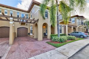 6887 Julia Gardens Dr, Coconut Creek, FL 33073, Sold 02/05/21