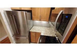 3040 NE 16th Ave, Oakland Park, FL 33334, Sold 04/01/21