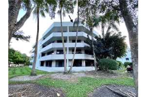 21085 NE 34th Ave, Aventura, FL 33180, Sold 02/26/21