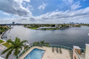 3055 Harbor Dr, Fort Lauderdale, FL 33316, Sold 12/23/20