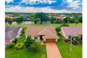 8514 NW 82nd St, Tamarac, FL 33321, Sold 01/12/21