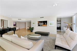 715 Bayshore Dr, Fort Lauderdale, FL 33304, Sold 12/30/20