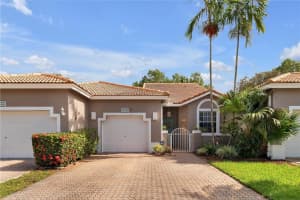 2340 E Aragon Blvd, Sunrise, FL 33313, Sold 12/18/20
