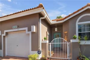 2340 E Aragon Blvd, Sunrise, FL 33313, Sold 12/18/20