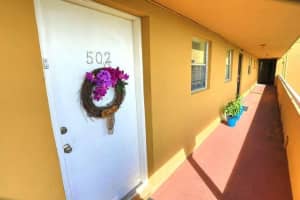 4121 Stirling Rd, Davie, FL 33314, Sold 12/17/20