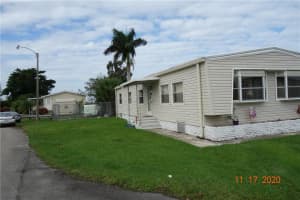 740 NW 217th Terrace, Pembroke Pines, FL 33029, Sold 01/07/21