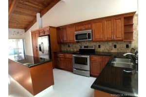 347 Leslie Dr, Hallandale Beach, FL 33009, Sold 04/29/21